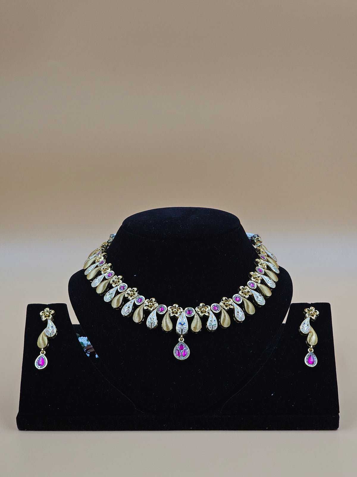 Gold-Plated Traditional Necklace Set with Pink Stone Accents