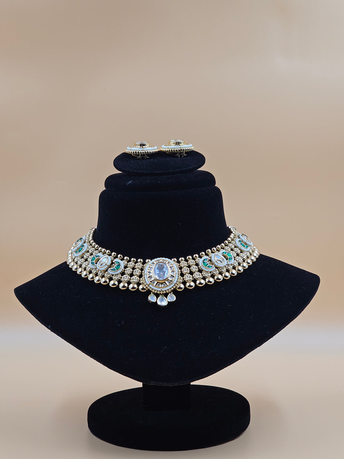 Elegant Gold-Tone Kundan Necklace Set
