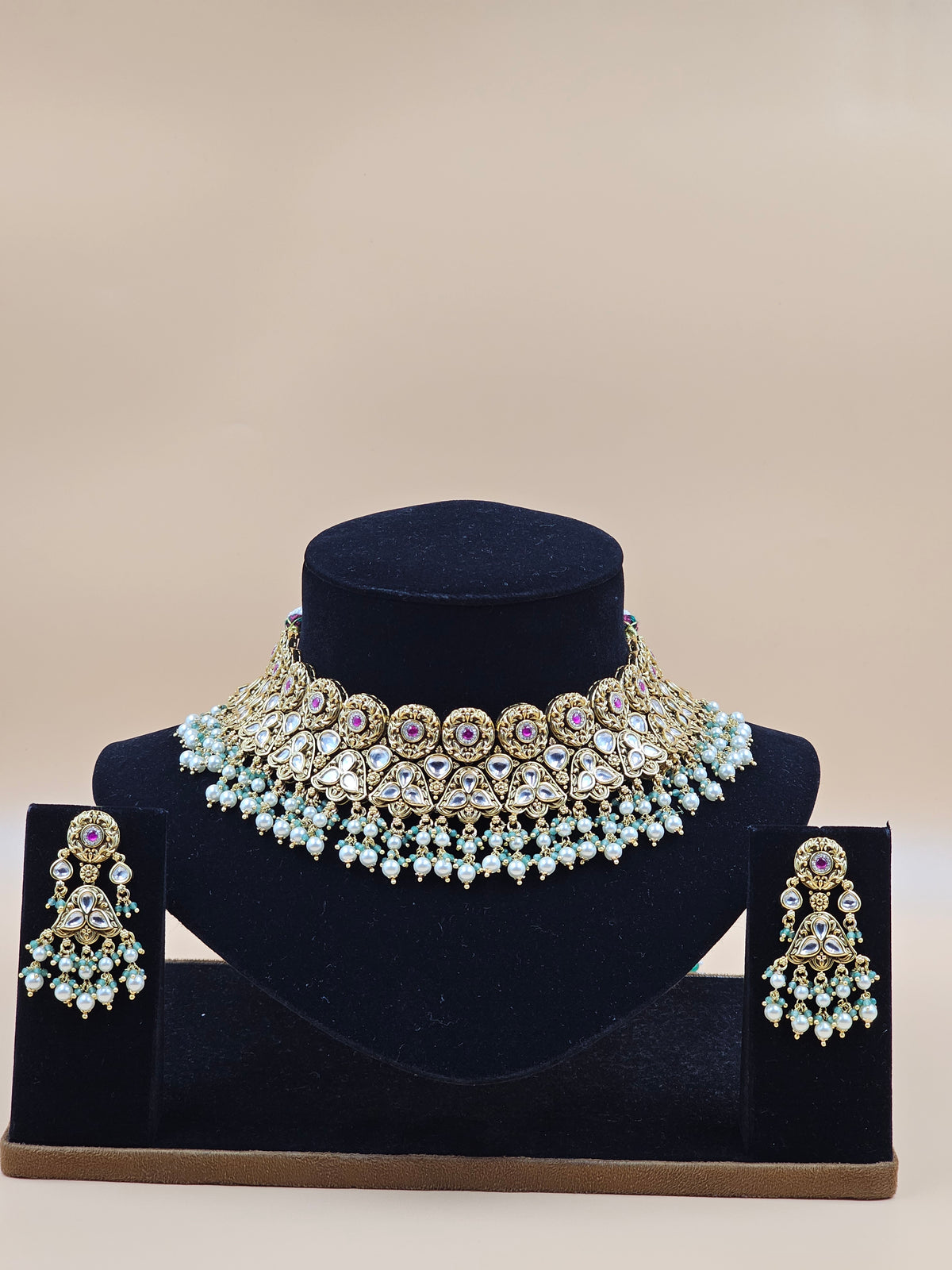 Royal Kundan Choker Necklace Set