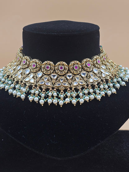 Royal Kundan Choker Necklace Set