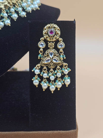 Royal Kundan Choker Necklace Set