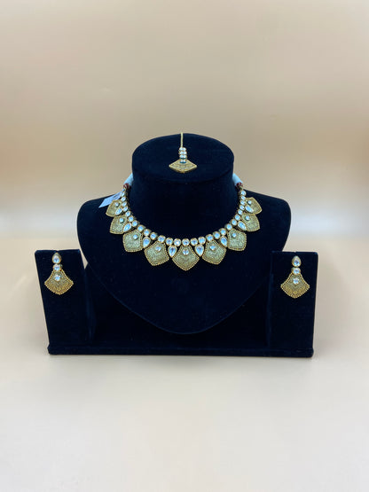 Polki Necklace Set with Maang Tikka