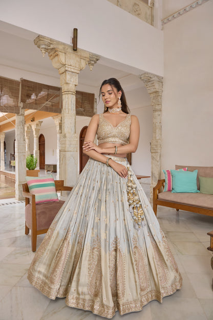 Priyanshi lehenga without dupatta, paisley panels and latkans